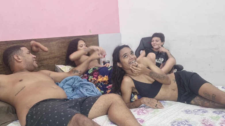 Bebes vagabundas: Sesso di gruppo