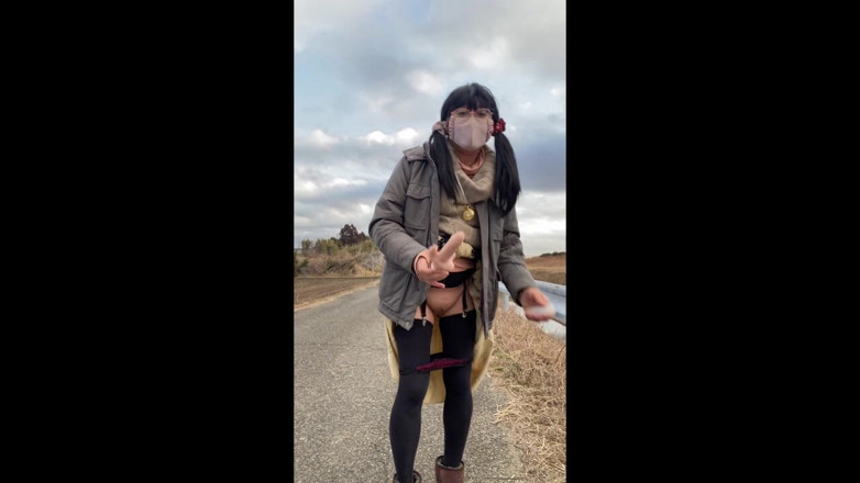 megu2002: Masturbasi No121 di jalan dengan jalan-jalan pagi hari