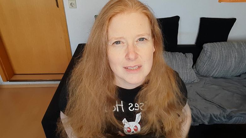 Curly_Dreams: Spuit Me in Het Gezicht - Korte Clip
