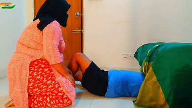 Aria Mia: Carpenter dikongkek suri rumah panas