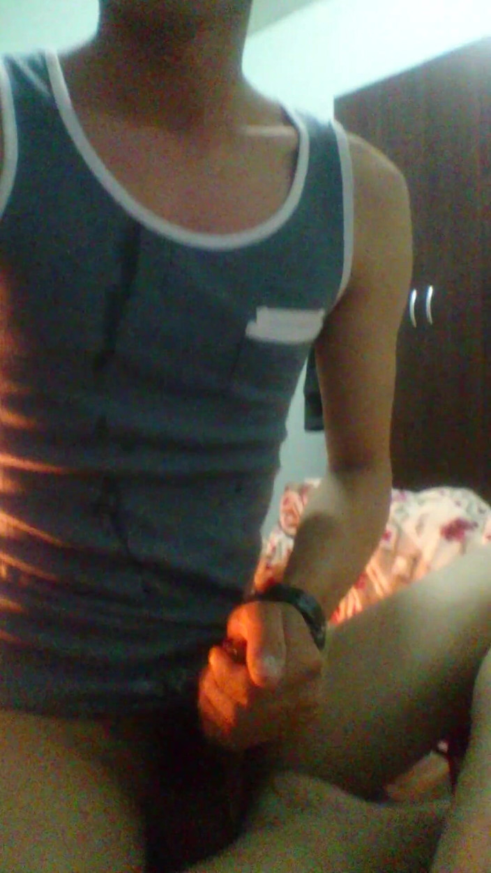 Gaysian fun: Handjob dan pancutan mani di kolej