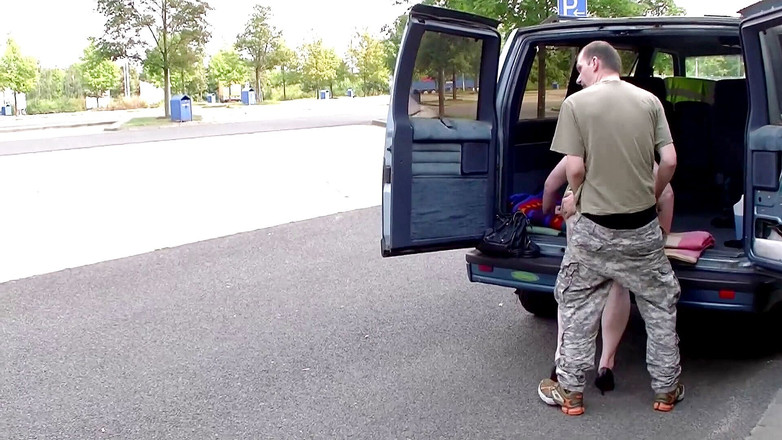 Mature Climax - 100% Mature Videos: 纹身红发熟女在车里被狠操