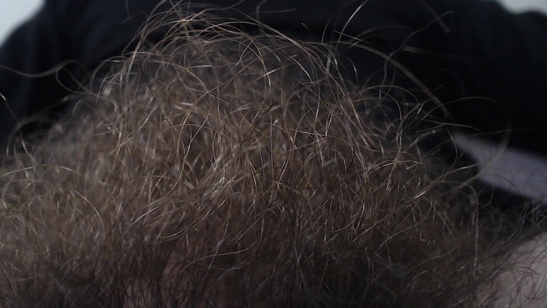 Hunky time: Dominação de voz e pelos púbicos