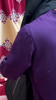 Seksi üvey kız kardeşim erkek arkadaşıyla sevgililer günüyle tanışıyor