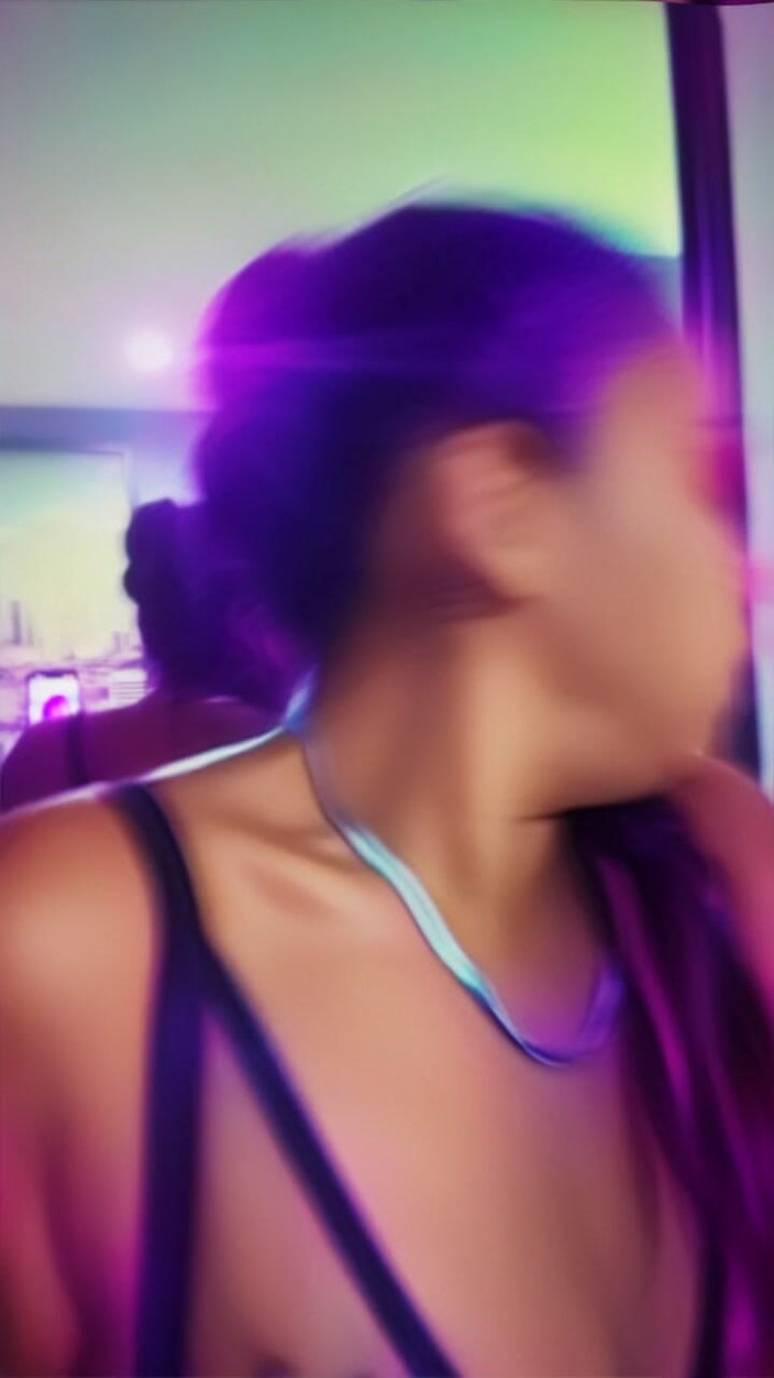 ToXxXiicBarbiie: Sexy culo latina fuma durante il venerdì festival del sesso