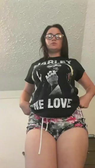 Jojohotfire: Stepfather is ready to eat stepdaughter's ass