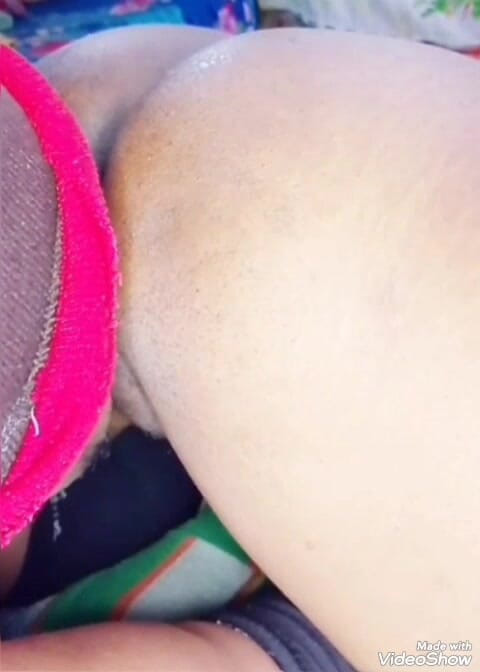 Busyperera: Sexy vriendin hardcore poesje likken op Valentijnsdag