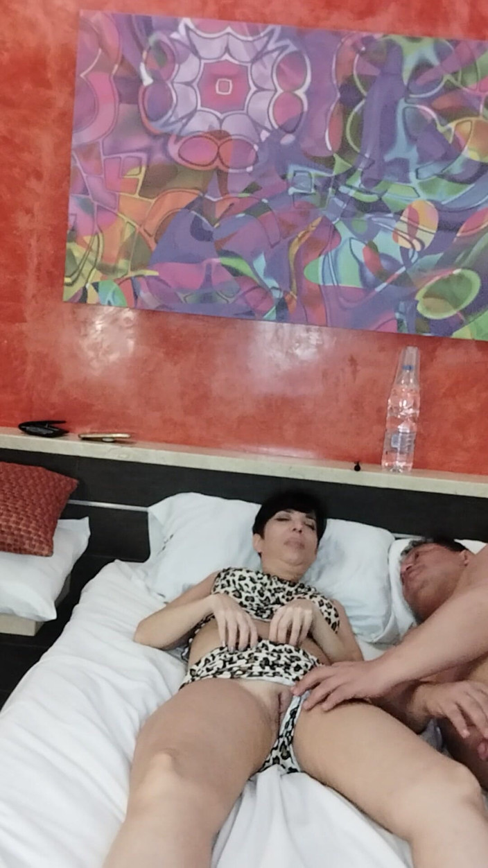 MaturecoupleVe: On s’est évadés dans un hôtel pour baiser