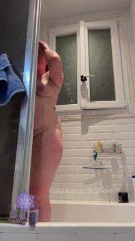 Kamera v koupelně sexy sólo sprcha v Paříži