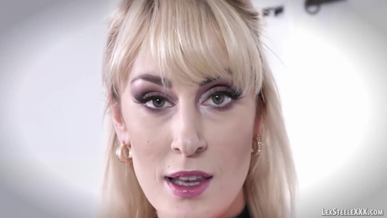 Lex Steele: Maxim Law Blonde Bengkung Mengambil Semua Lex