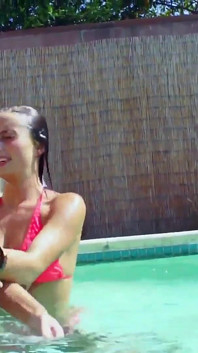 Whitney Westgate ve Victoria Lynn arasında lezbiyen aşk iki yaramaz 18 yaşındaki kız seks yapıyor ve boşalıyor ve parmaklarıyla mastürbasyon yapıyor