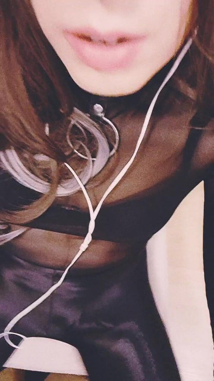 Tammy sissy slave: Tammysissy wird erregt, während sie sich selbst filmt 2