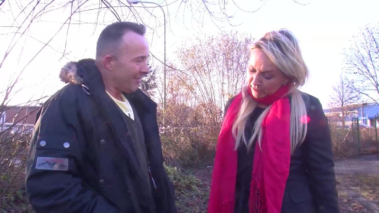 Mature Climax - 100% Mature Videos: Opgepikte blonde rijpe vrouw met grote borsten wordt geslagen