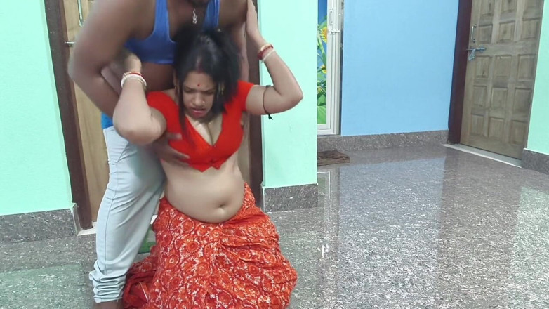 Sona bhabhi: Beautiful Indian Bengali Saree Wali Bhabhi Face Fuck Blowjob Cum...