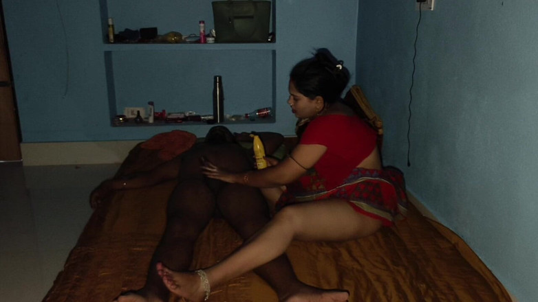 Sona bhabhi: Tamil teyze gece seks için ağır ruh hali, Tamil teyze...