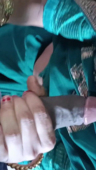 Desi Hot Wife Very Cute