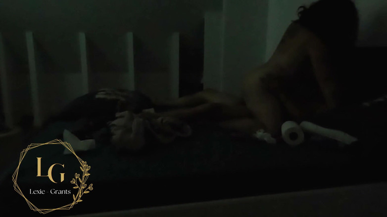 Lexie-Grants: Une grosse se fait sodomiser - subventions Lexie