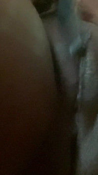 Masturbation avec un vibromasseur