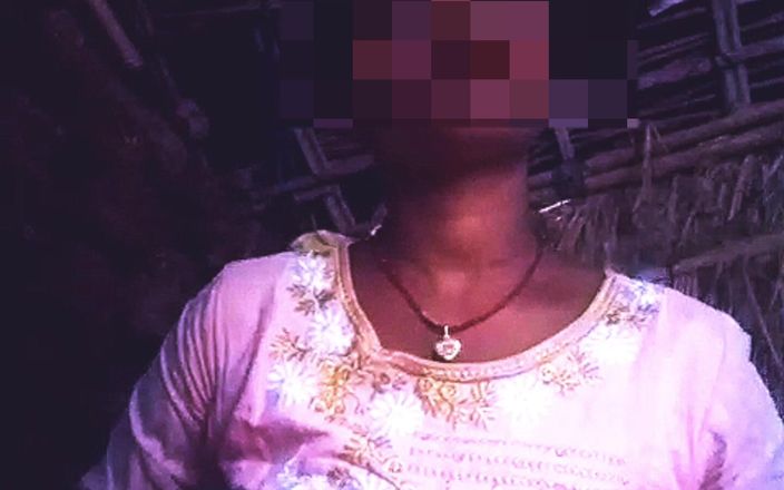 RJ NISHA: Indiana mallu tia em vestido rosa recebendo seus peitos massageadas