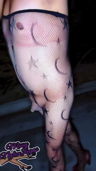 Missynylonleggs - สาวทรานส์ซุกซนหยอกล้อในแหอวน