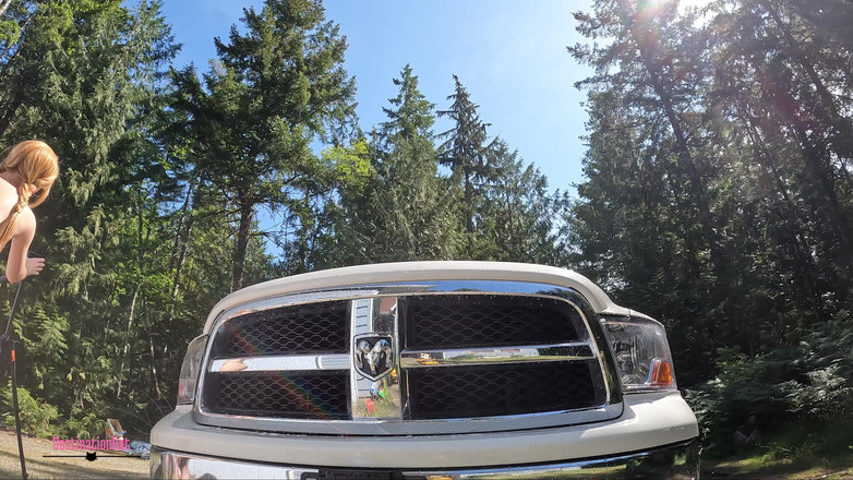 Destination Kat: 用软管洗车手淫