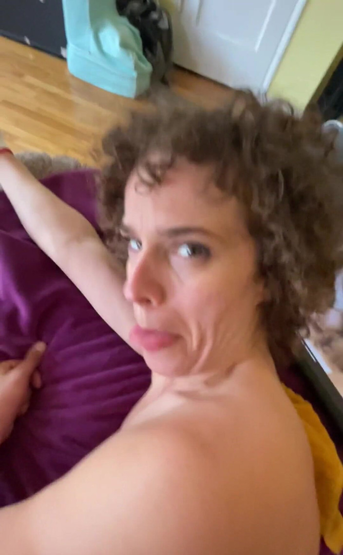 VibeWithMommy: Para anal ou não para anal essa é sempre a questão.