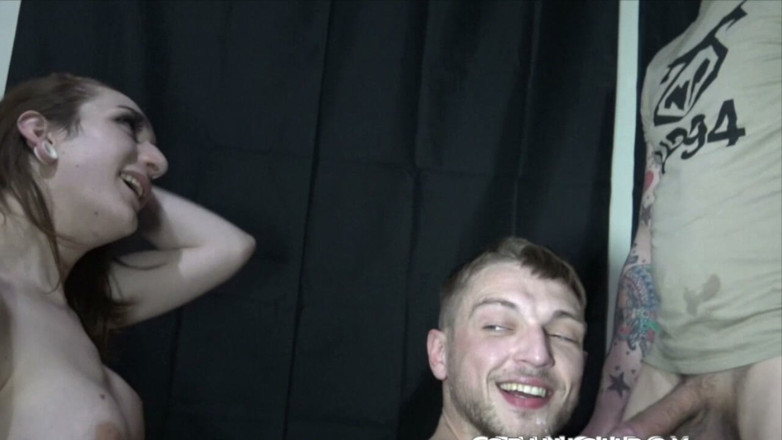 Straight boy fucking ladyboy: มีเซ็กส์กับชายรักชายและคนข้ามเพศ