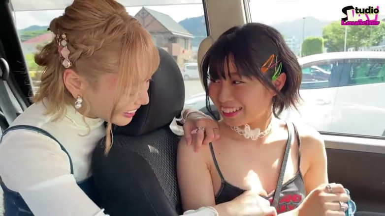 Studio JAV Launcher: Si blonde dan si cantik berambut gelap berkongsi ghairah liar...