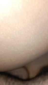 Šukání velkého zadku anonymního twinka z Grindr, dokud ho neudělám a nepokryju zadek v mém teplém mléce