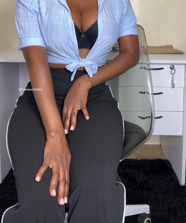 Its Nyota: POV Sexy Secretary