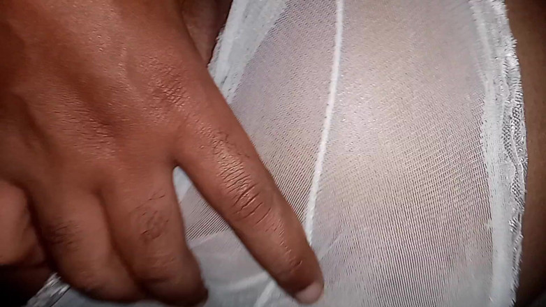 DFLOW69: Kalhotky na boční šukání a creampie