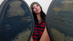 Stella Von Savage: Menjilat but kotor - lumberjack berlumpur