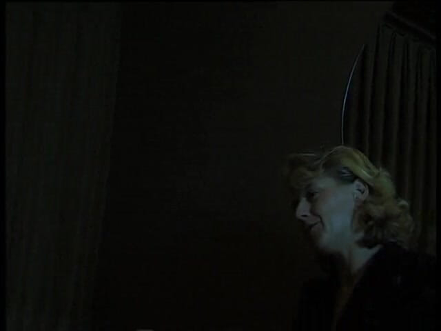 Naughty Girls: Późna noc orgia glory-hole