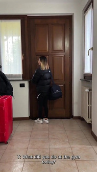 妊娠中のイタリア人がジムで知り合った男に挿入される。エンジニアリング・サブ
