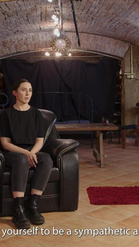 Bet ji žene do bolesti - Debut Emilie - část 1