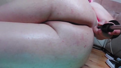 Kitty_Cross: М'яка сіссі крутить спідницю в затишній теплій спальні