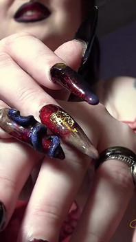 Majlis Stiletto Nails