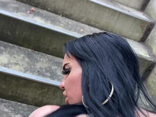 Mia XXX: Miaxxx Doggystyle