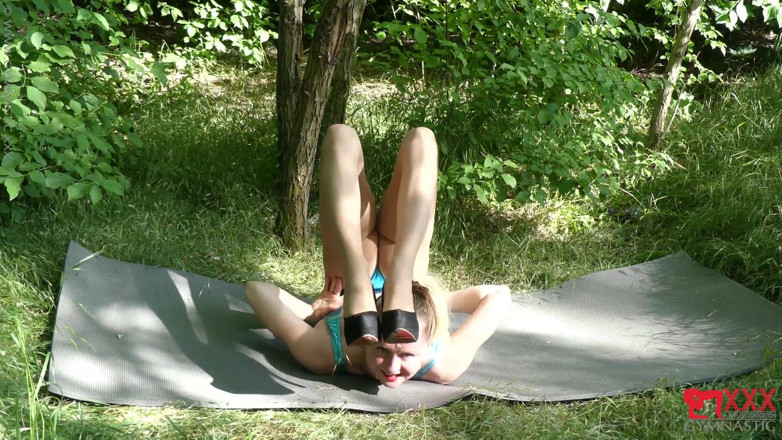 Gymnastic: Ubah suai di hutan dengan Ballerina Tatjana