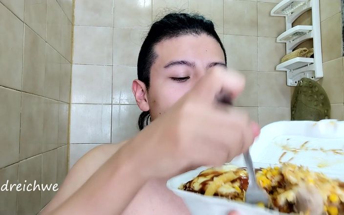 Dreichwe: Mâncând o porcă bună, un fel de mâncare delicios