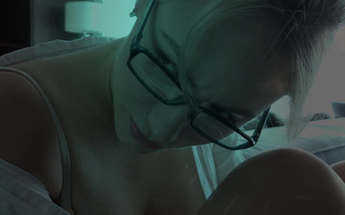 Angel The Dreamgirl: 从女魔女中挑逗尼龙工作