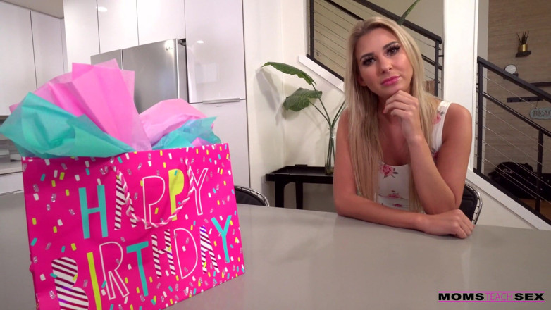 Moms teach sex: Stepmom Helps Me Get Over My Ex - S15:e5