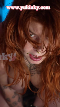 Cette Chienne Soumise Rousse Jouit Dans Stepson Latex - Amateur Francaise Salope BDSM Hard Orgasme Soumise Bondage