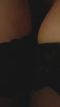 Milenec si vezme video, jak se baví s mojí ženou v hotelovém pokoji