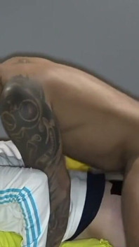 Tânăr în Jock Face sex în Surbet