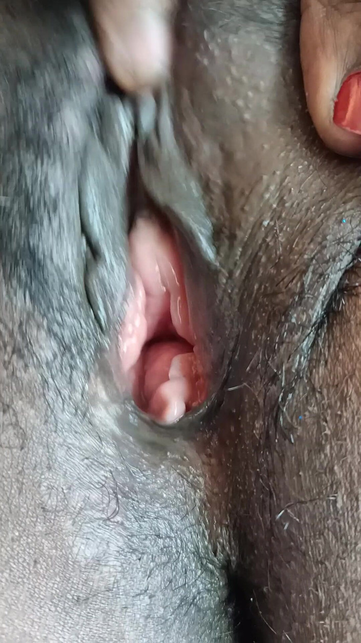 Spandana_Sweety: Spandana fitta fingrar