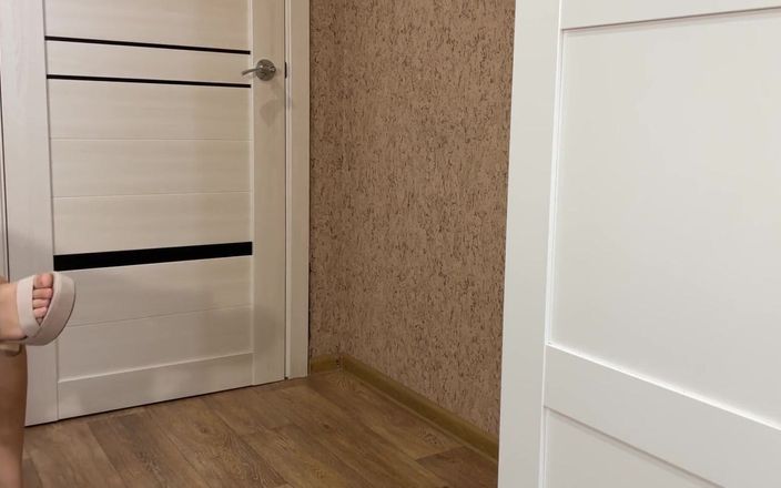 Lux Eva: Thử chiếc quần lót gợi cảm yêu thích của tôi.