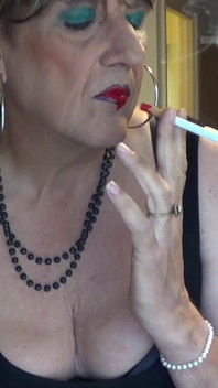 Sexy Smoking in Hotel