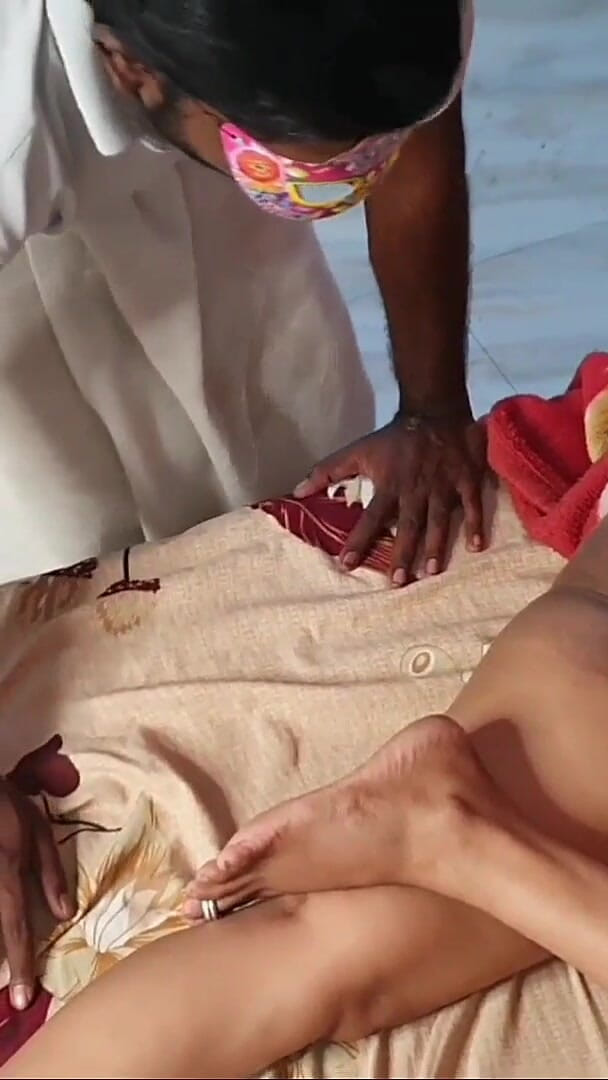 Anu4sum: Akeli Bhabhi Ko Dekh Kar Uske Devar Ne Ki Chudai