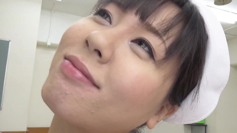 JAPAN IN LOVE: Japonská holka Scéna 1_horny asijská sestra Miyuki Ojima šuká s pacientem
